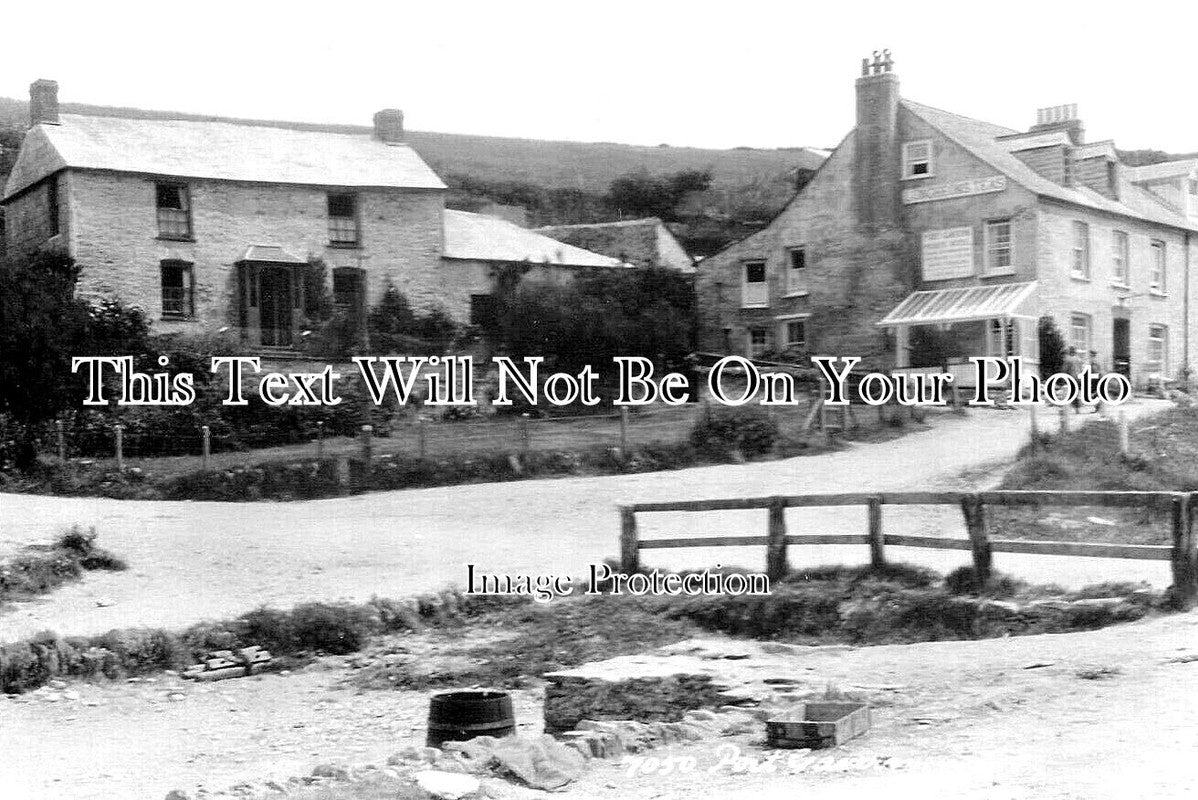 CO 2945 - Port Gaverne, Cornwall