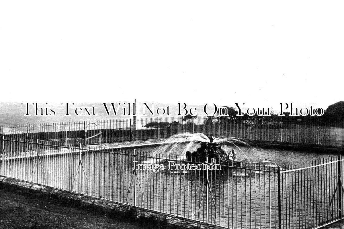 CO 2946 - The Reservoir & War Memorial, Wadebridge, Cornwall c1928