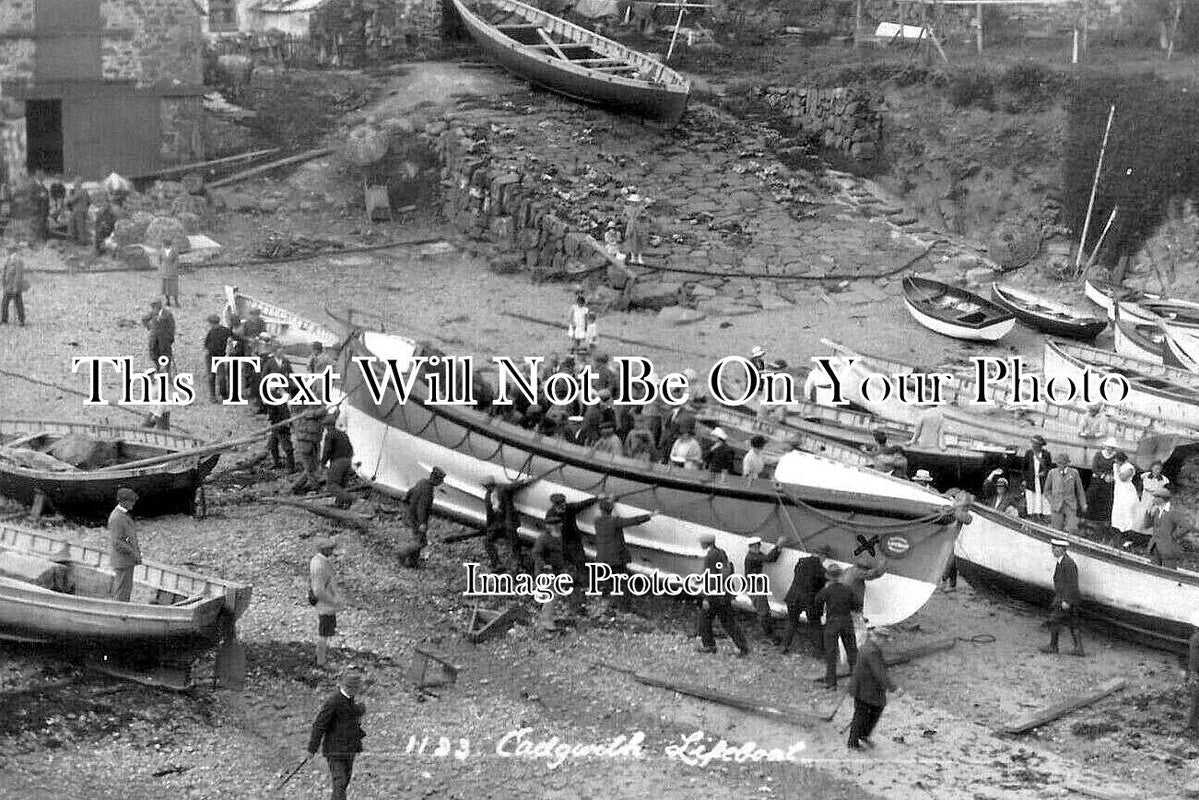 CO 2955 - Cadgwith RNLI Lifeboat Minnie Moon, The Lizard, Cornwall