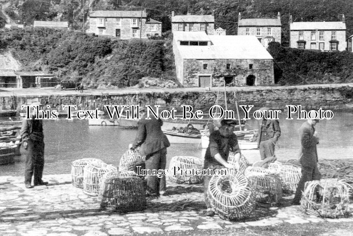 CO 3370 - Fisherman & Lobster Pots, Porthleven, Cornwall