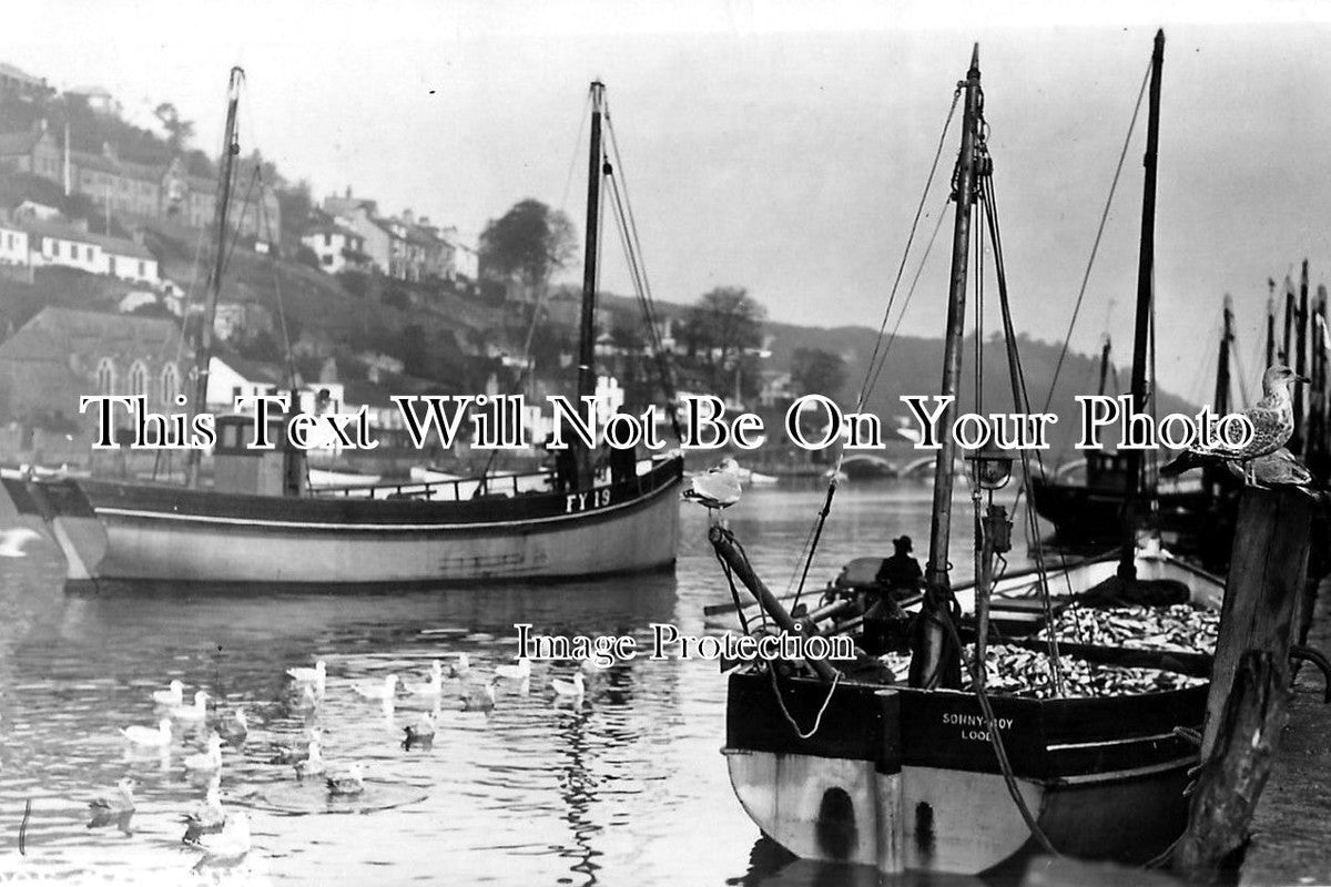 CO 45 - Looe Harbour, Cornwall