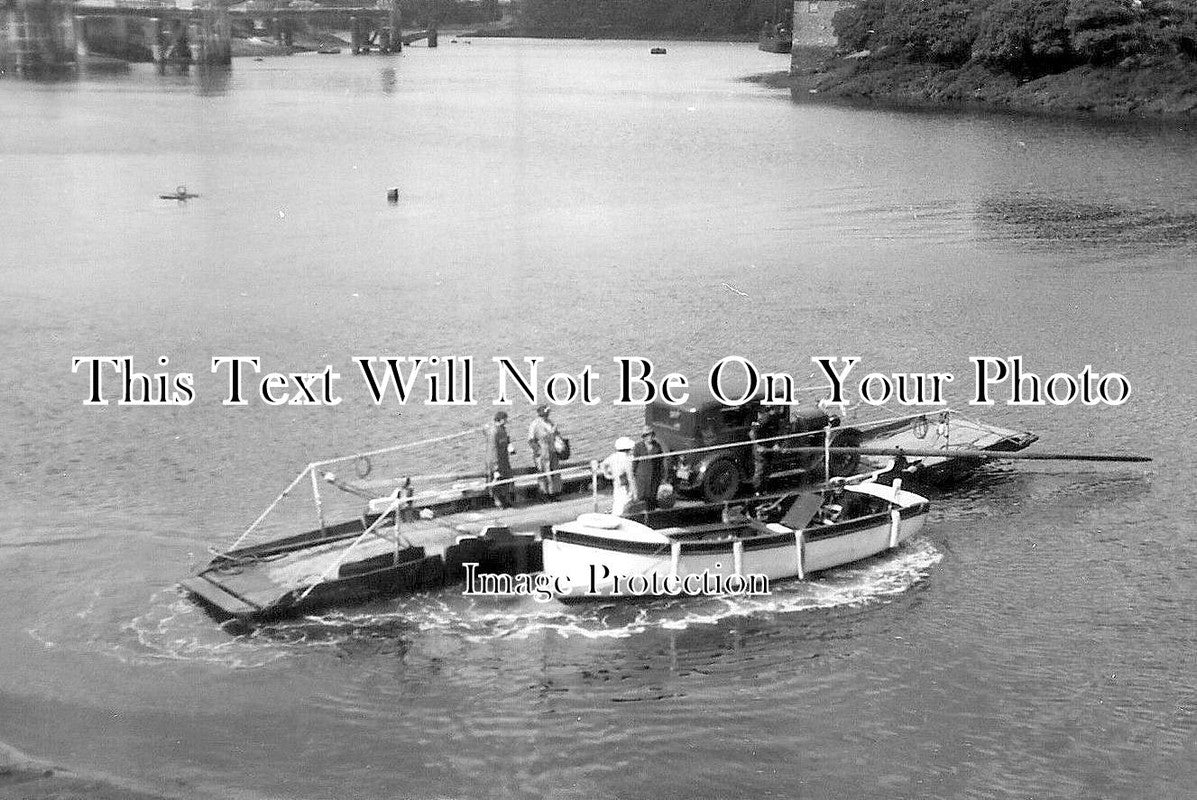 CO 807 - Bodinnick Ferry, Fowey, Cornwall