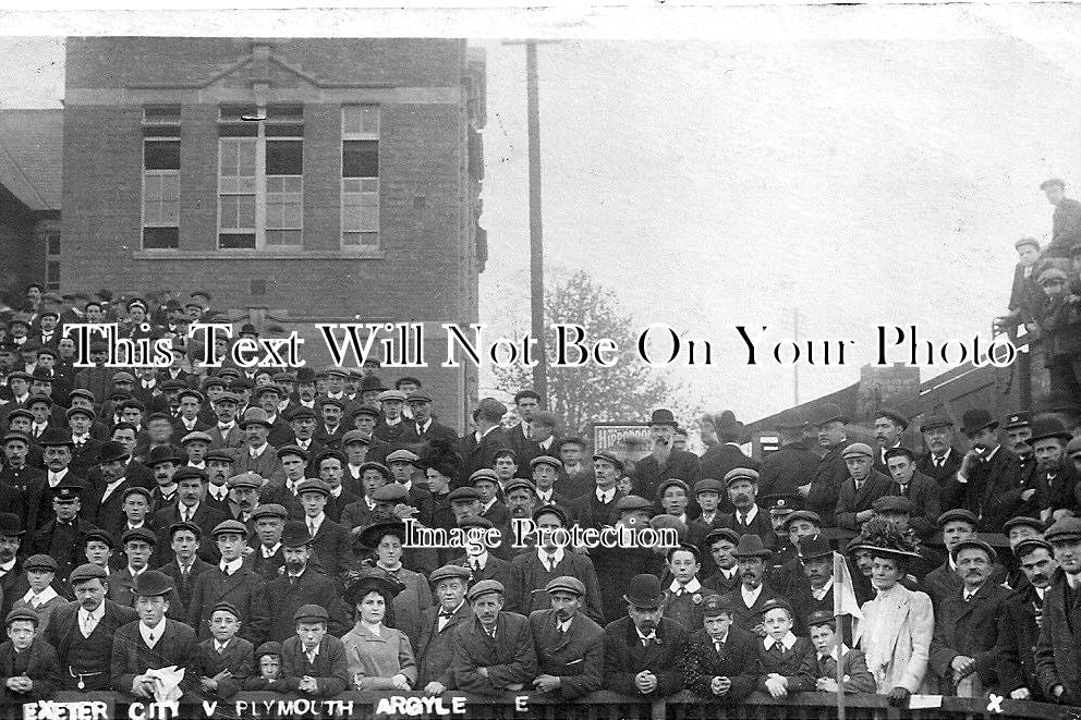 DE 1001 - Crowd At Exeter City V Plymouth Argyle Football, Devon c1908