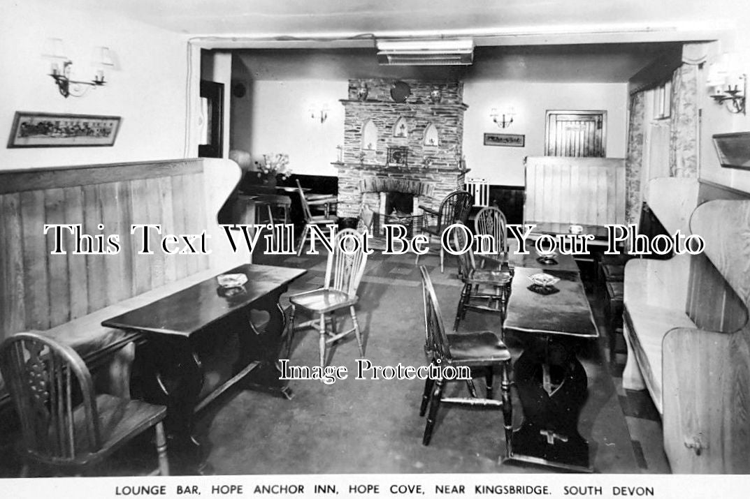 DE 1089 - Hope Anchor Inn Lounge Bar Near Kingsbridge, South Devon
