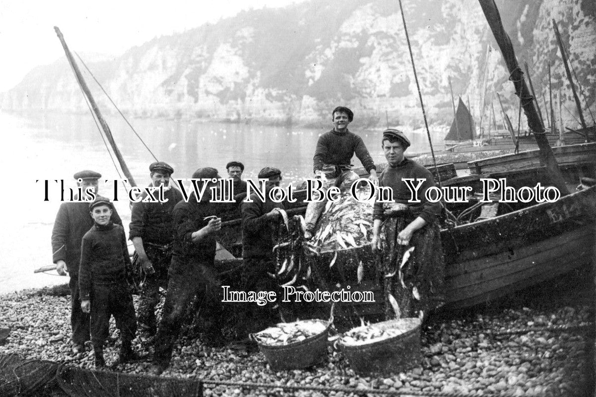 DE 1290 - Beer Fishermen & Catch, Devon