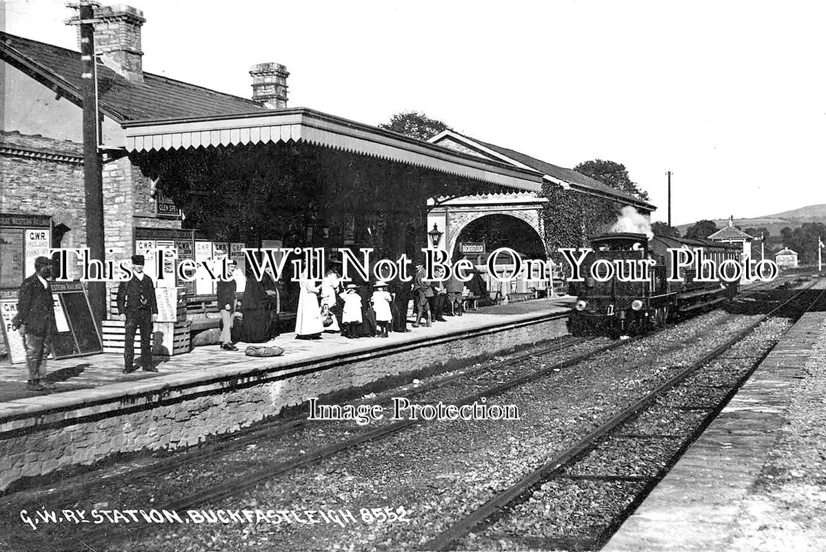 DE 1653 - Buckfastleigh Railway Station, Devon c1910