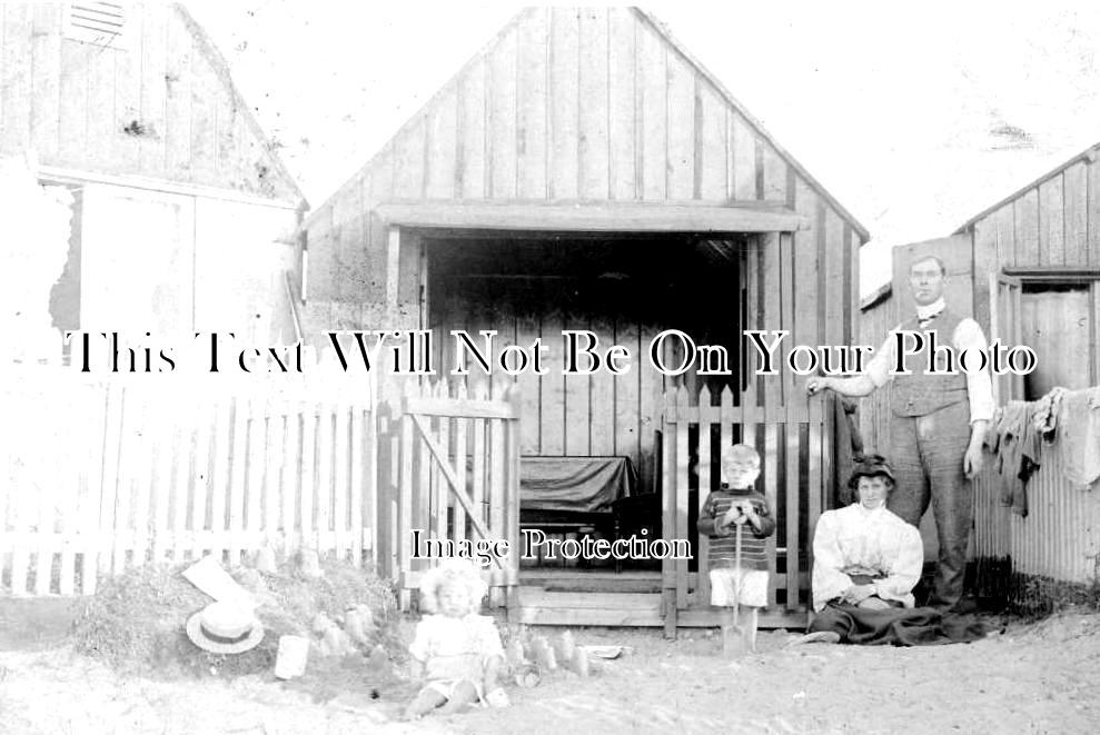 DE 1669 - Beach Huts, Exmouth, Devon