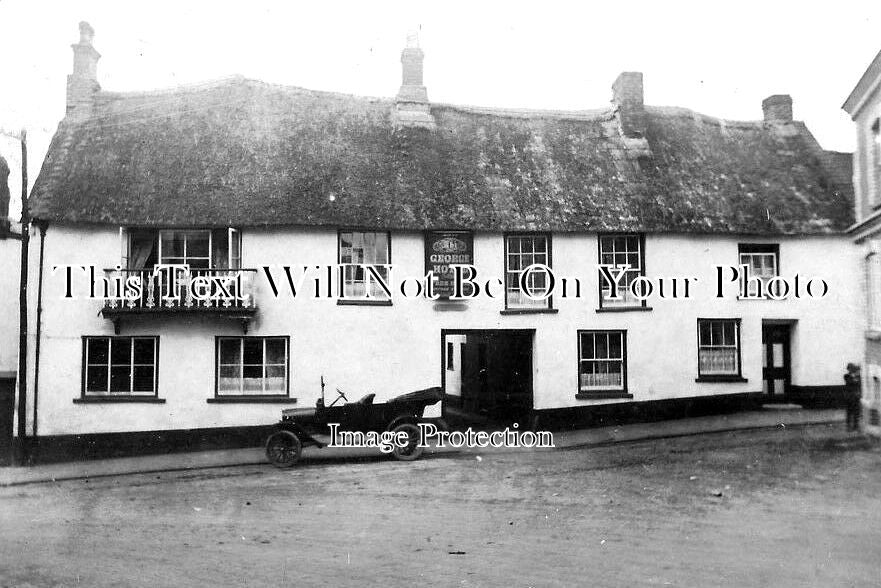 DE 1990 - George Hotel, Hatherleigh, Devon c1922