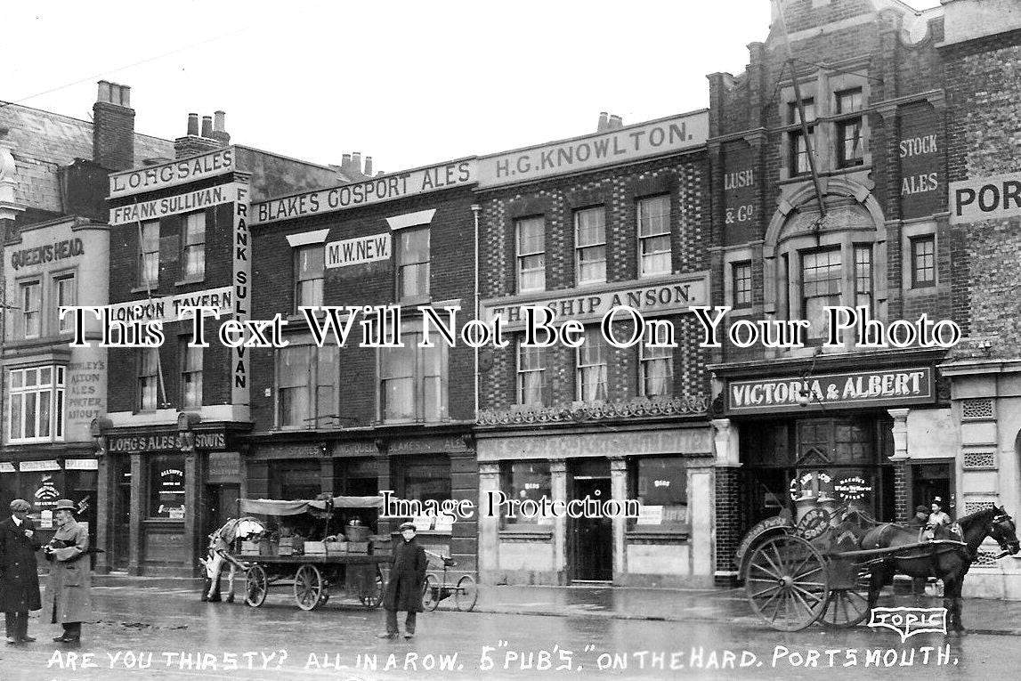 DE 2125 - Five Pubs On The Hard, Portsmouth