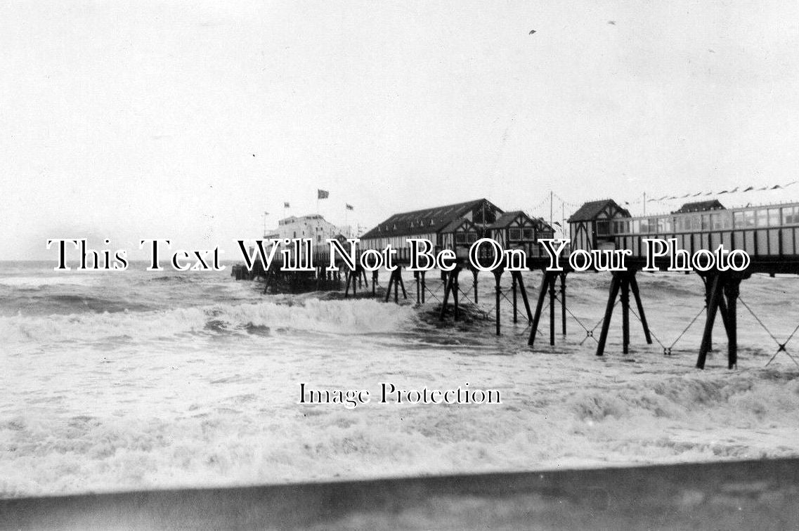 DE 222 - Teignmouth Pier, Devon