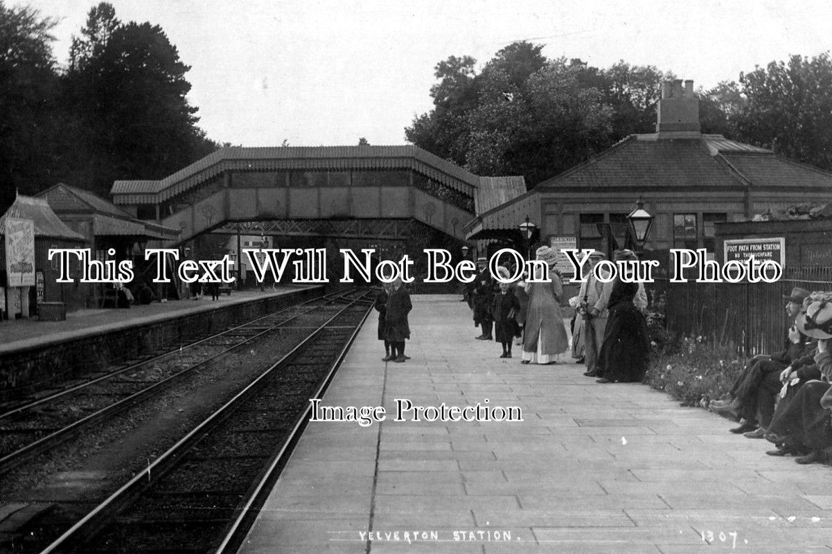 DE 233 - Yelverton Railway Station, Devon c1910
