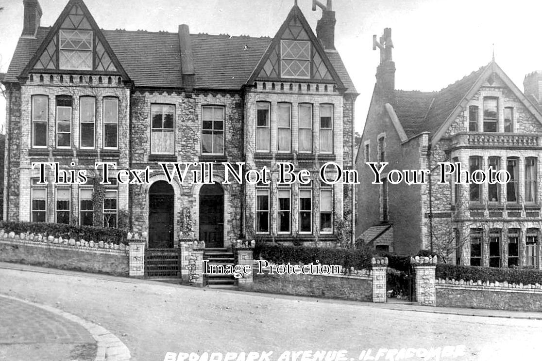 DE 2633 - Broadpark Avenue, Ilfracombe, Devon c1910
