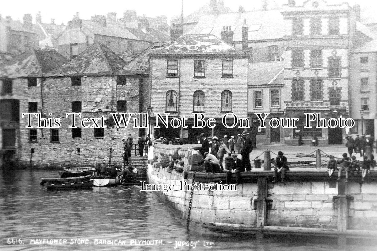 DE 2890 - Mayflower Stone, Barbican, Plymouth, Devon