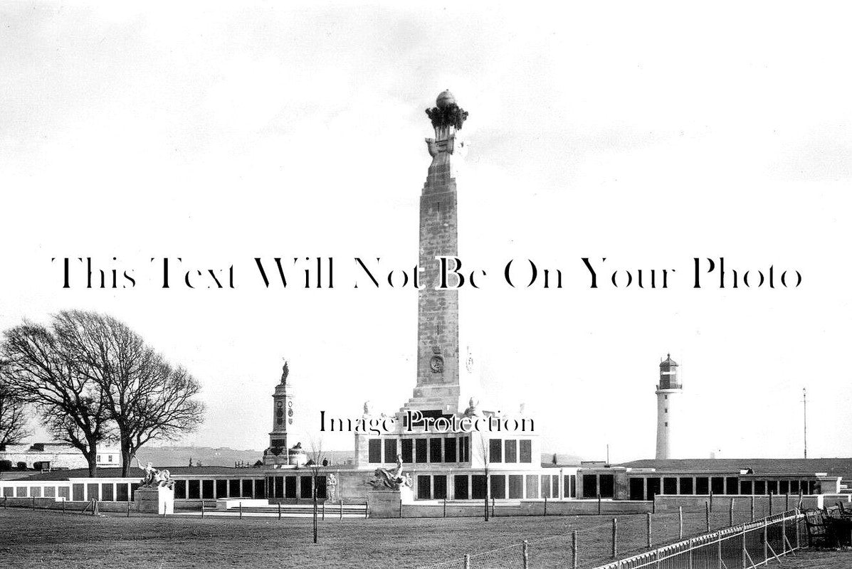 DE 2922 - Plymouth Hoe War Memorial, Devon