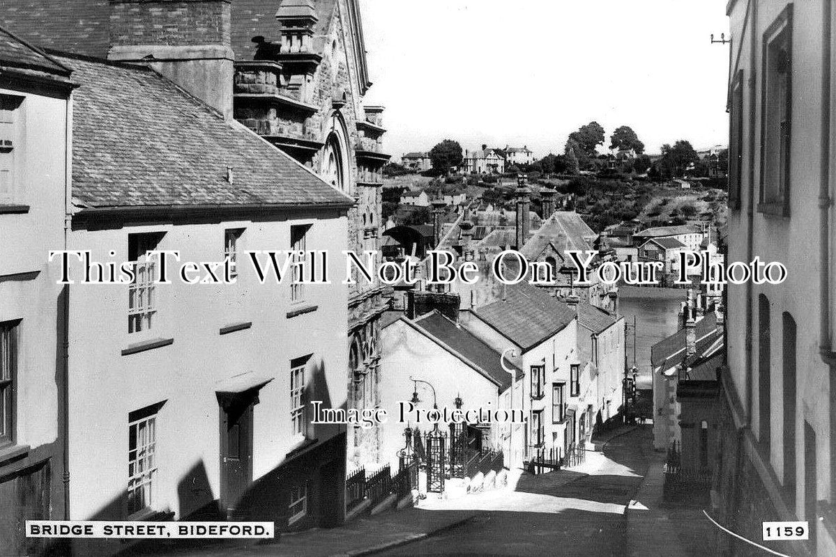 DE 3102 - Bridge Street, Bideford, Devon