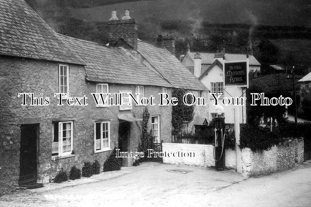 DE 3168 - The Masons Arms Pub, Branscombe, Devon