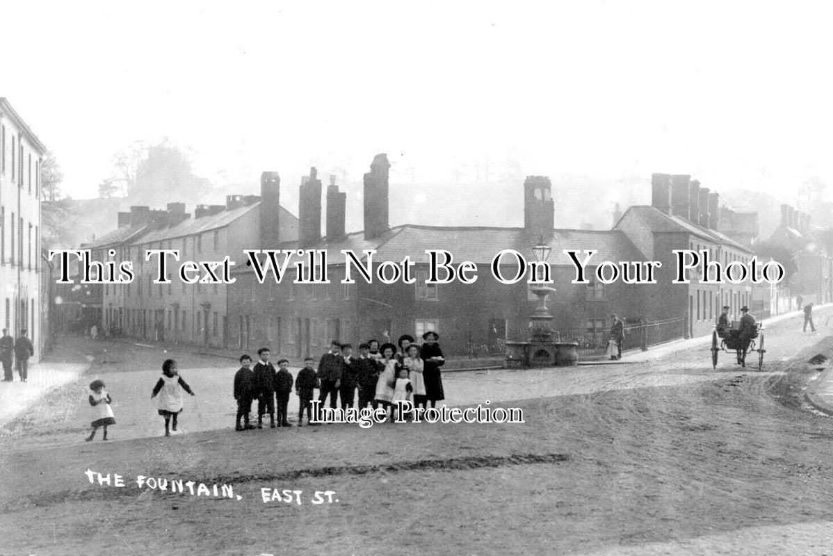 DE 3224 - The Fountain, East Street, Crediton, Devon