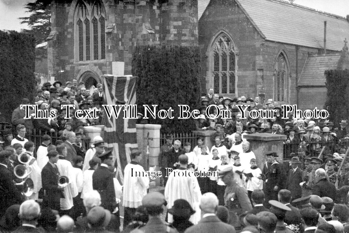 DE 3230 - War Memorial Unveiling, Lympstone, Devon