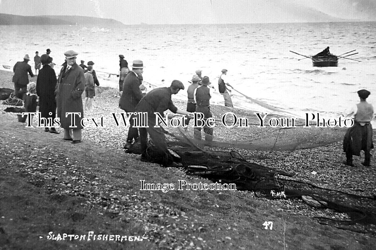 DE 3522 - Slapton Fishermen, Devon