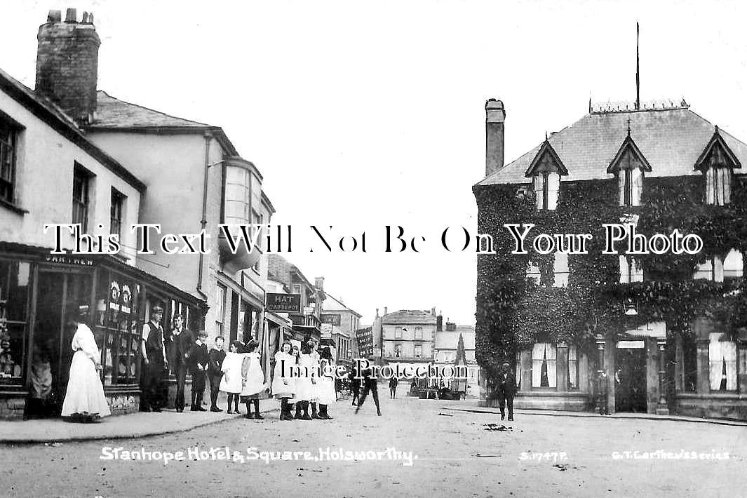 DE 3592 - Stanhope Hotel & Square, Holsworthy, Devon c1912