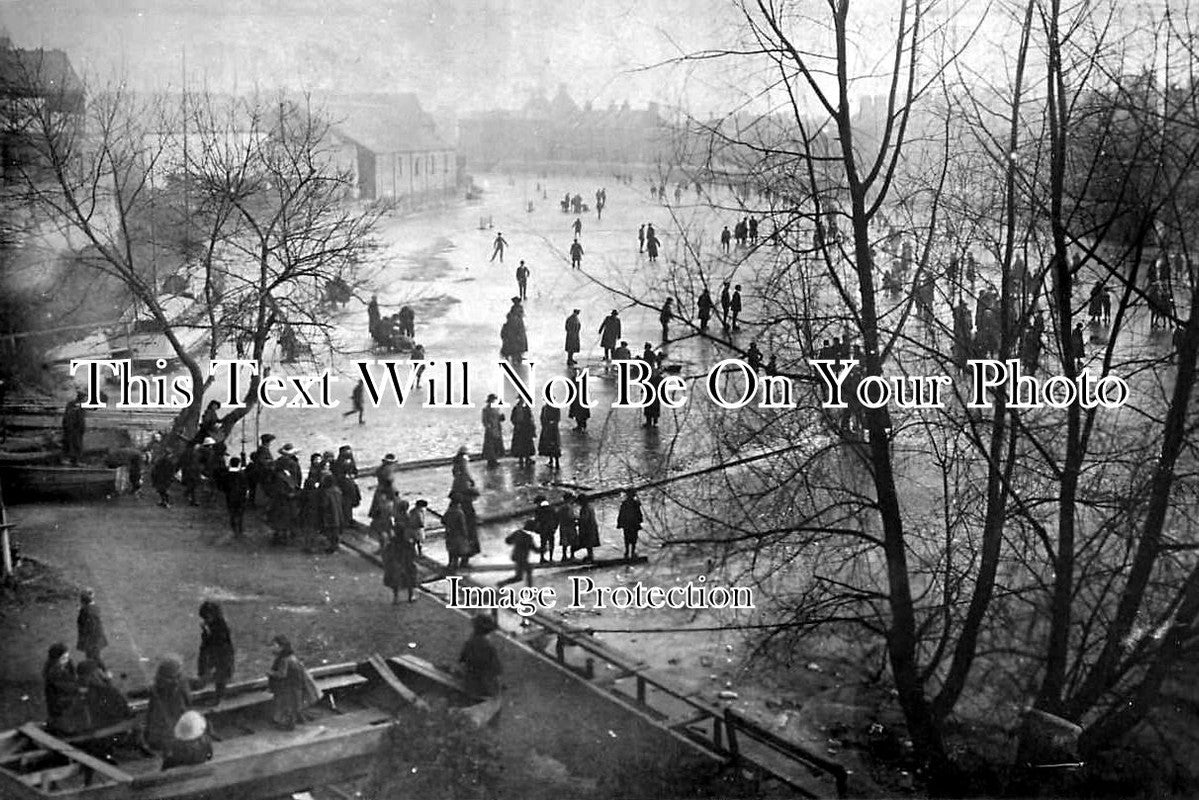 DE 360 - Frozen River Exe, Exeter, Devon c1917