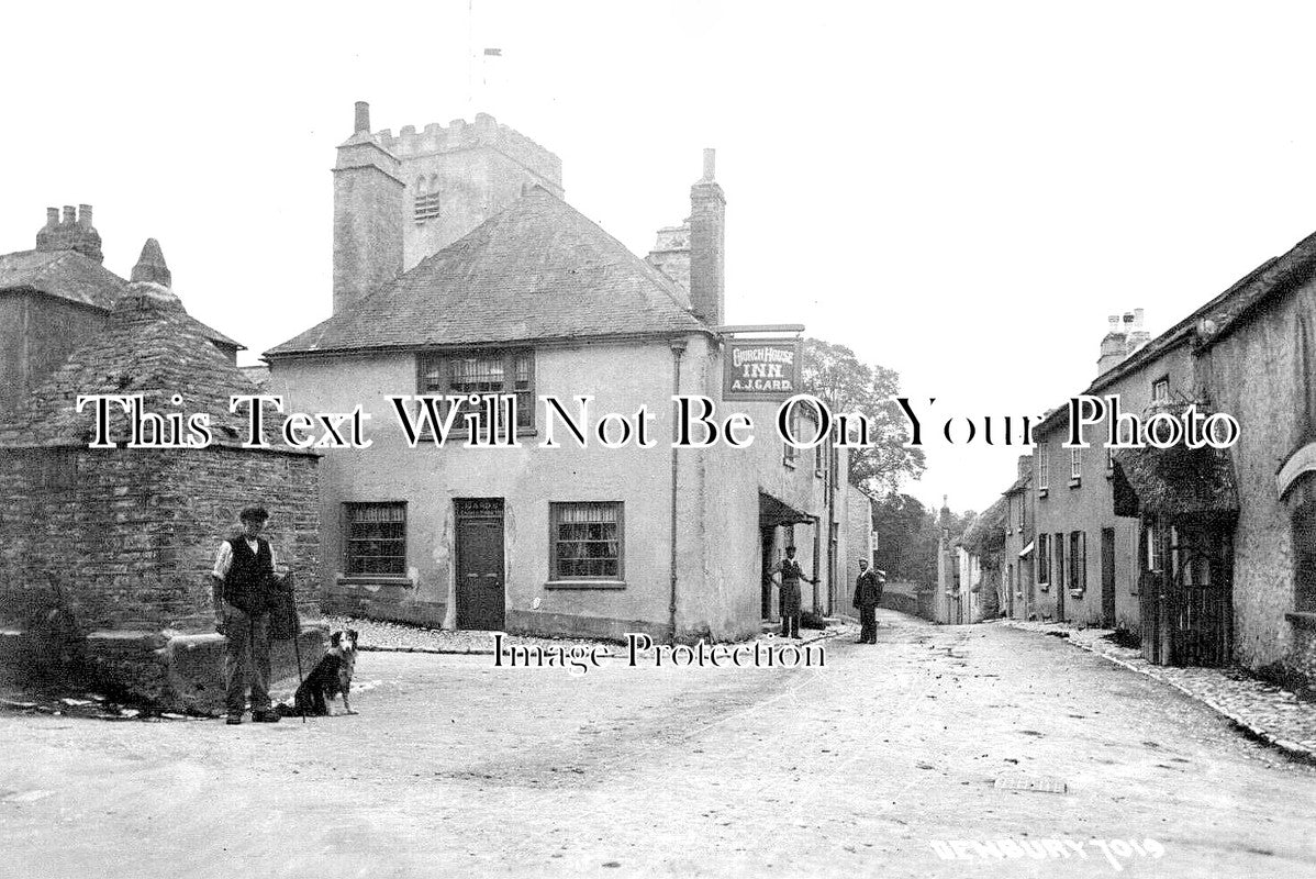 DE 3687 - The Church House Inn Pub, Newton Abbot, Devon c1915