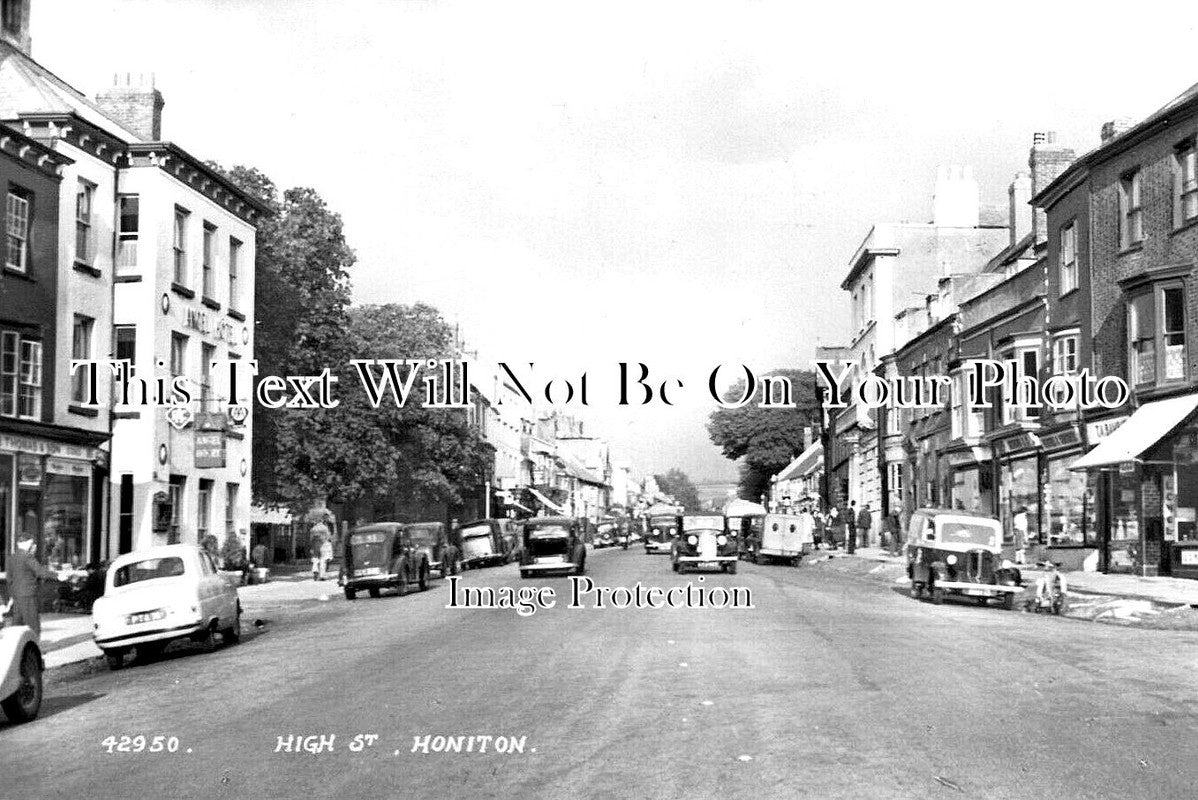 DE 3761 - High Street, Honiton, Devon c1954