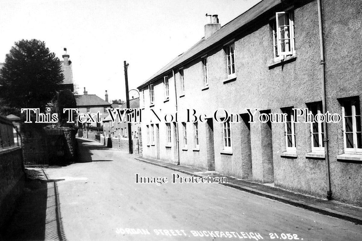 DE 3856 - Jordan Street, Buckfastleigh, Devon