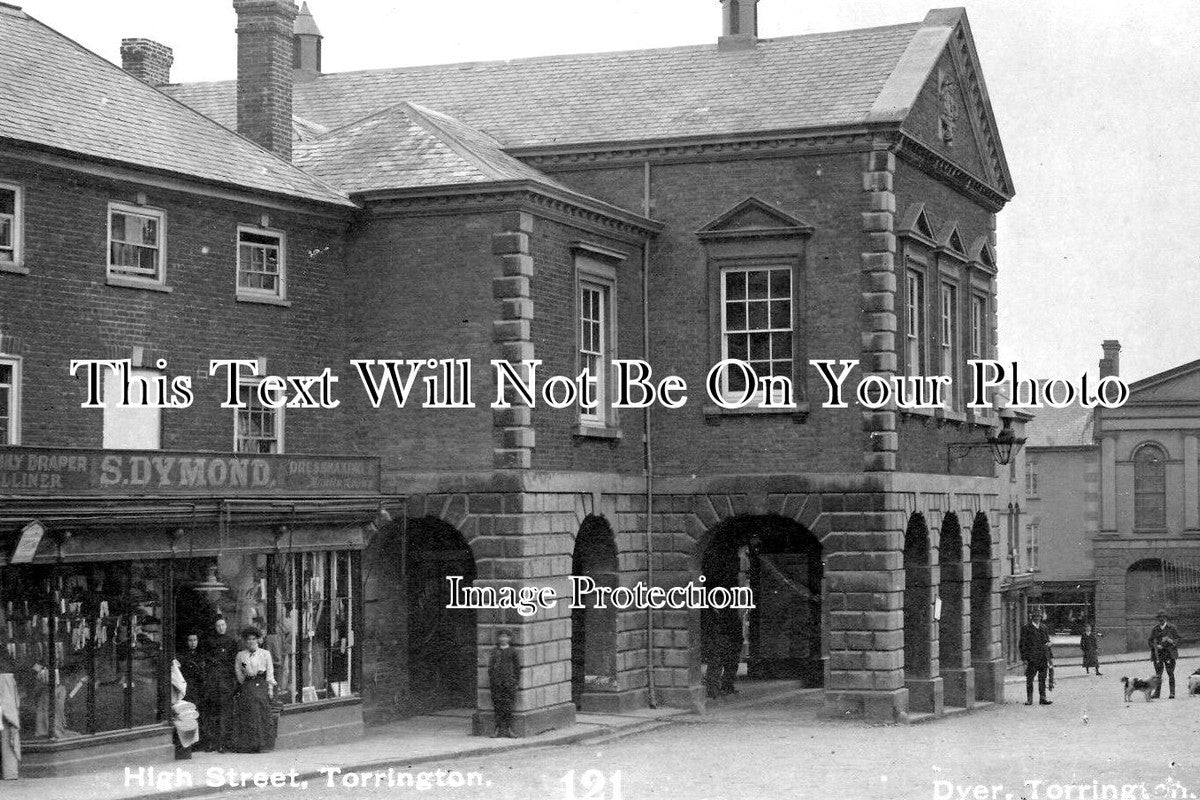 DE 4032 - High Street, Torrington, Devon c1920