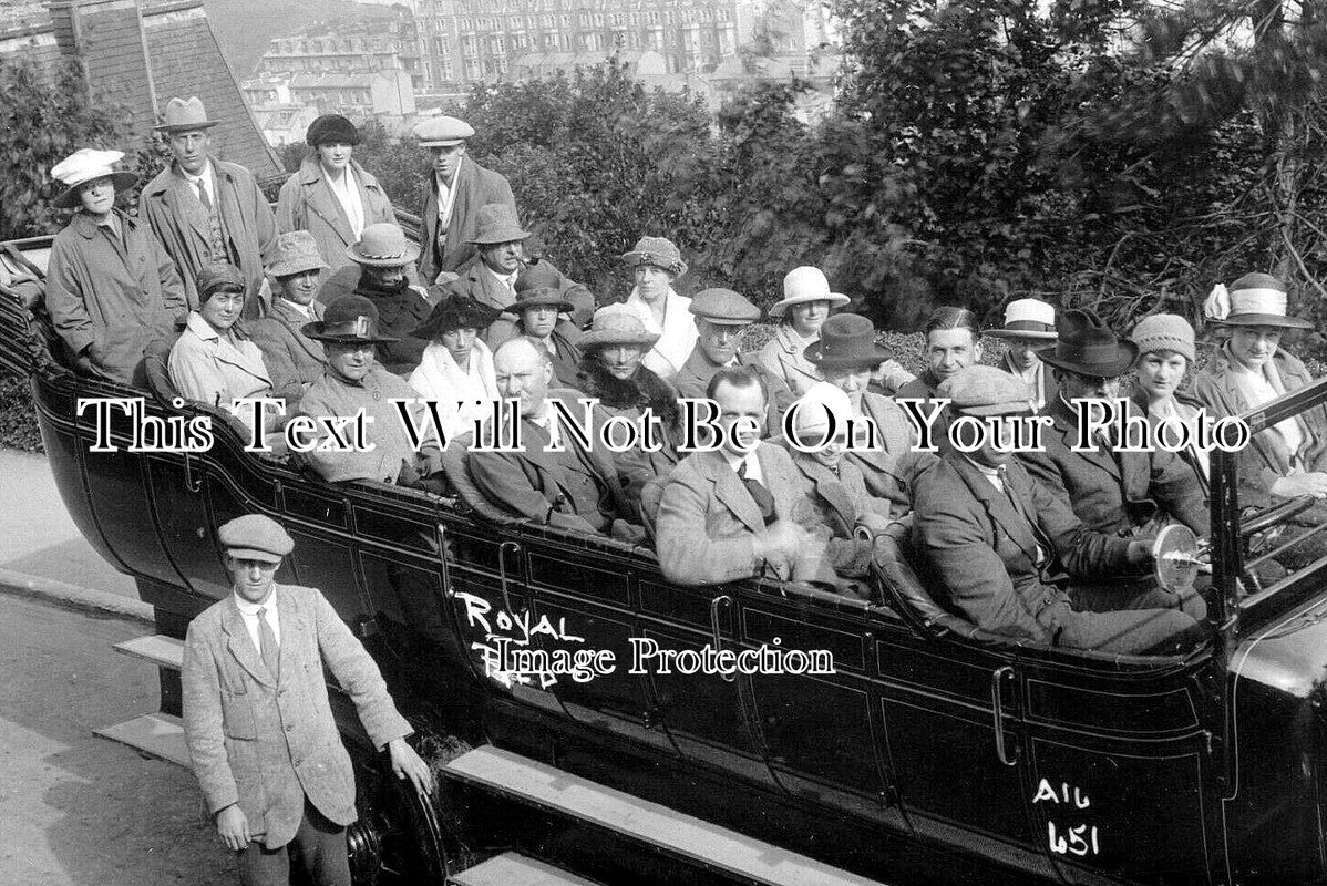 DE 4051 - Royal Red Charabanc, Ilfracombe, Devon