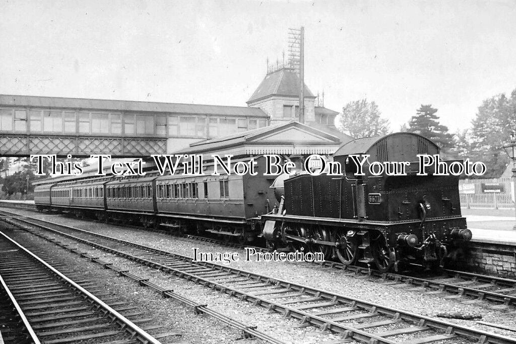 DE 409 - Torquay Railway Station, Devon