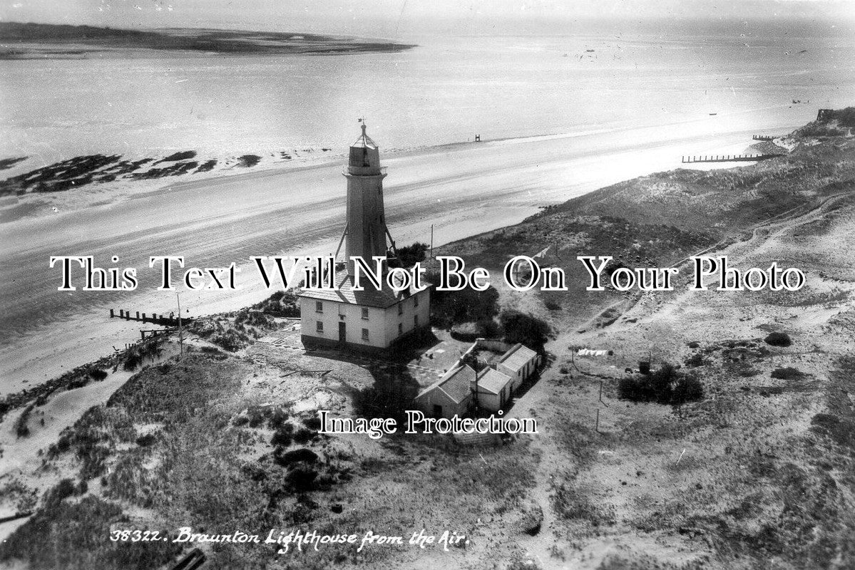 DE 4153 - Braunton Lighthouse, Devon c1952