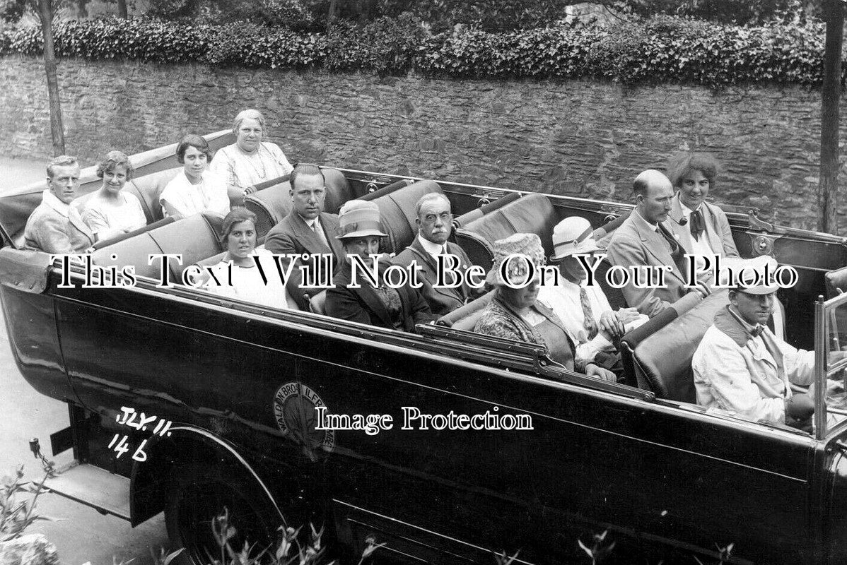 DE 4250 - Waldon Bros Charabanc, Ilfracombe, Devon c1927