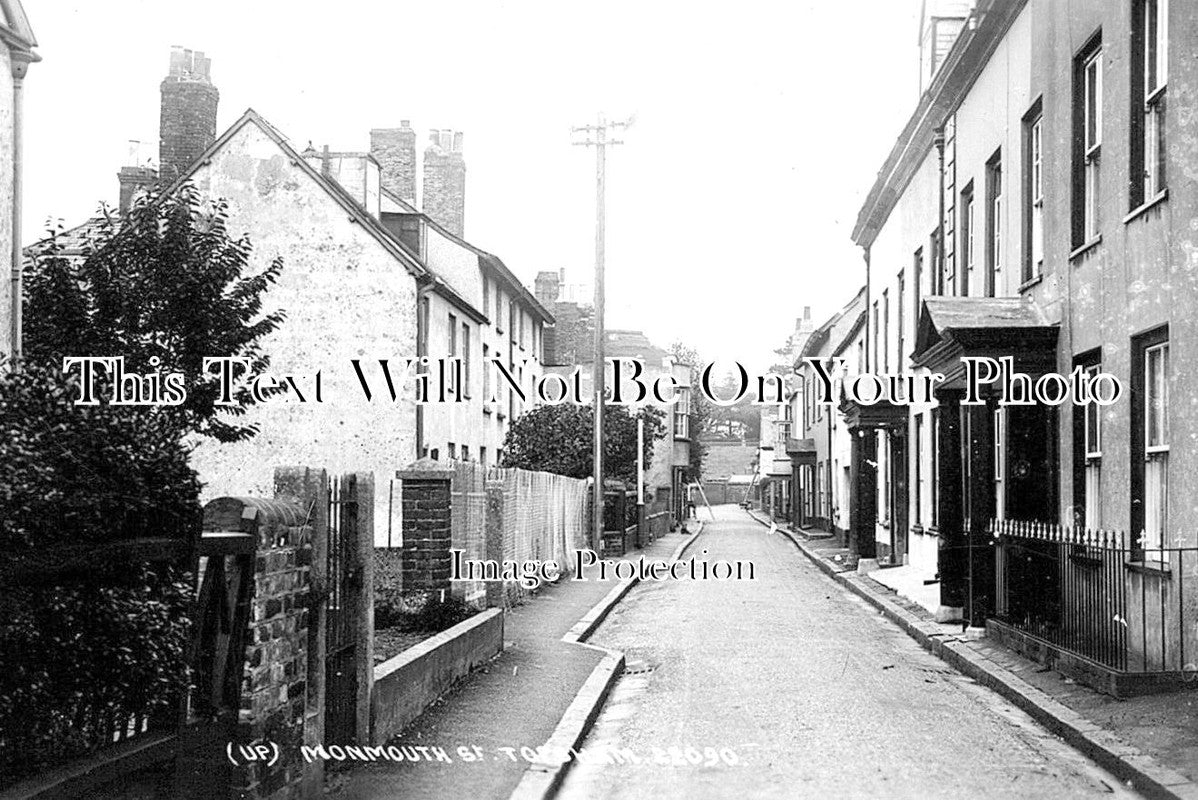 DE 4364 - Monmouth Street, Topsham, Devon