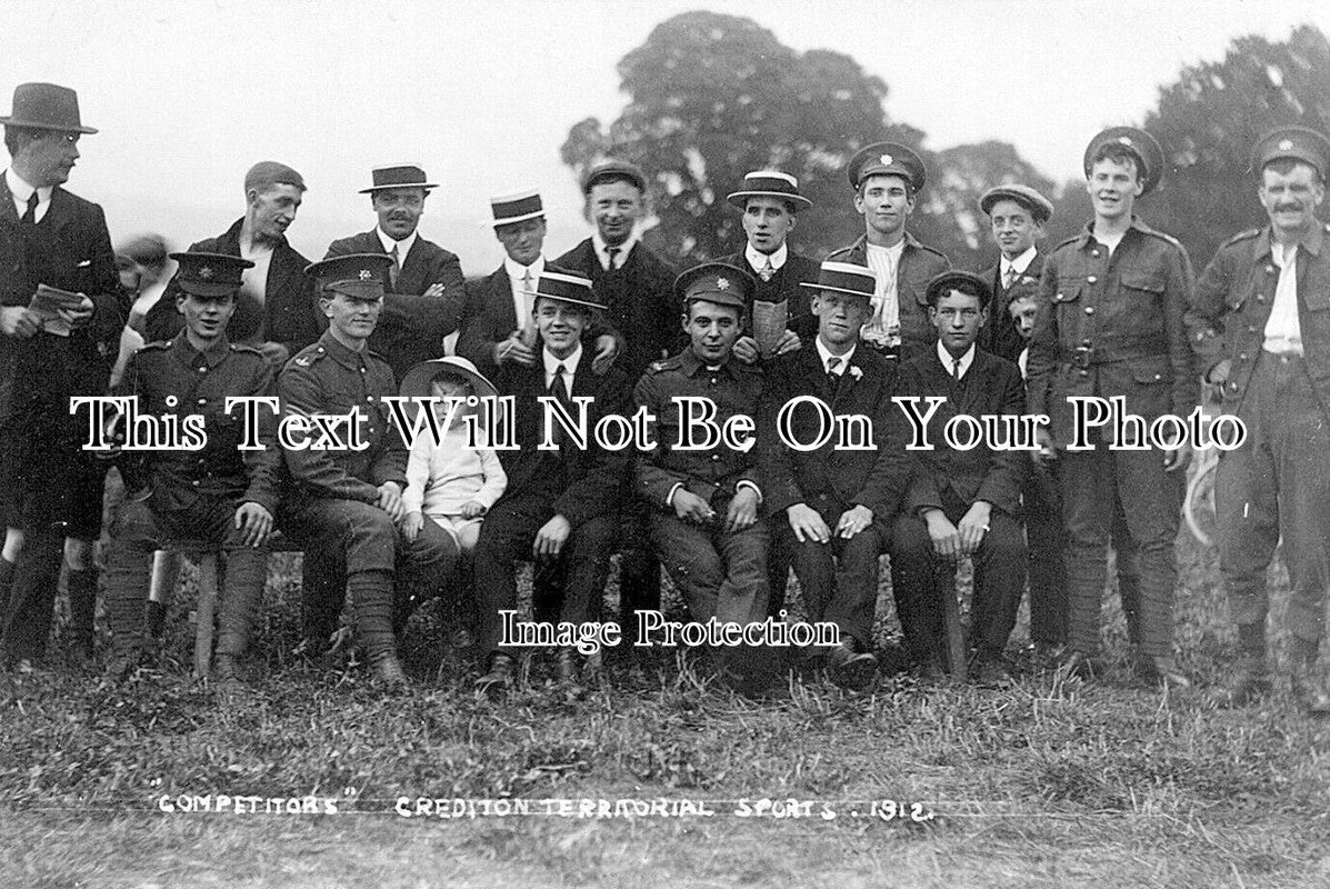 DE 4472 - Competitors, Crediton Territorial Sports, Devon 1912