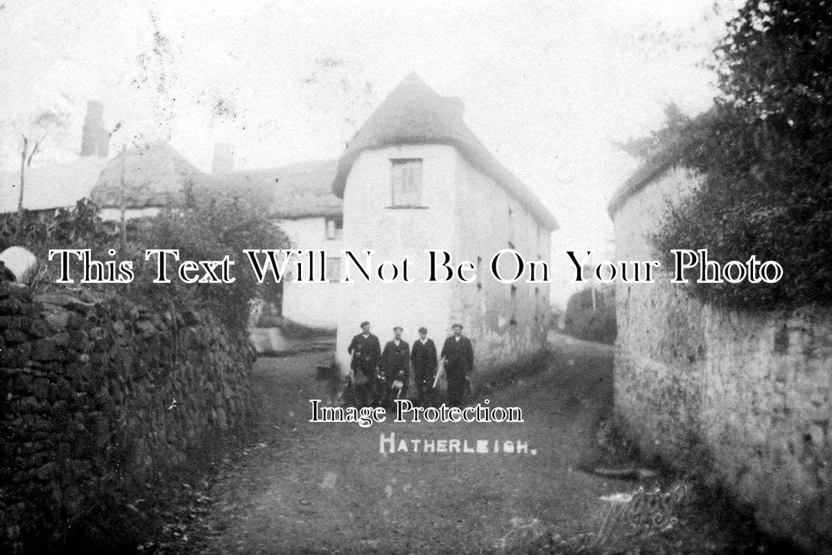 DE 628 - Hatherleigh Village, Devon c1911