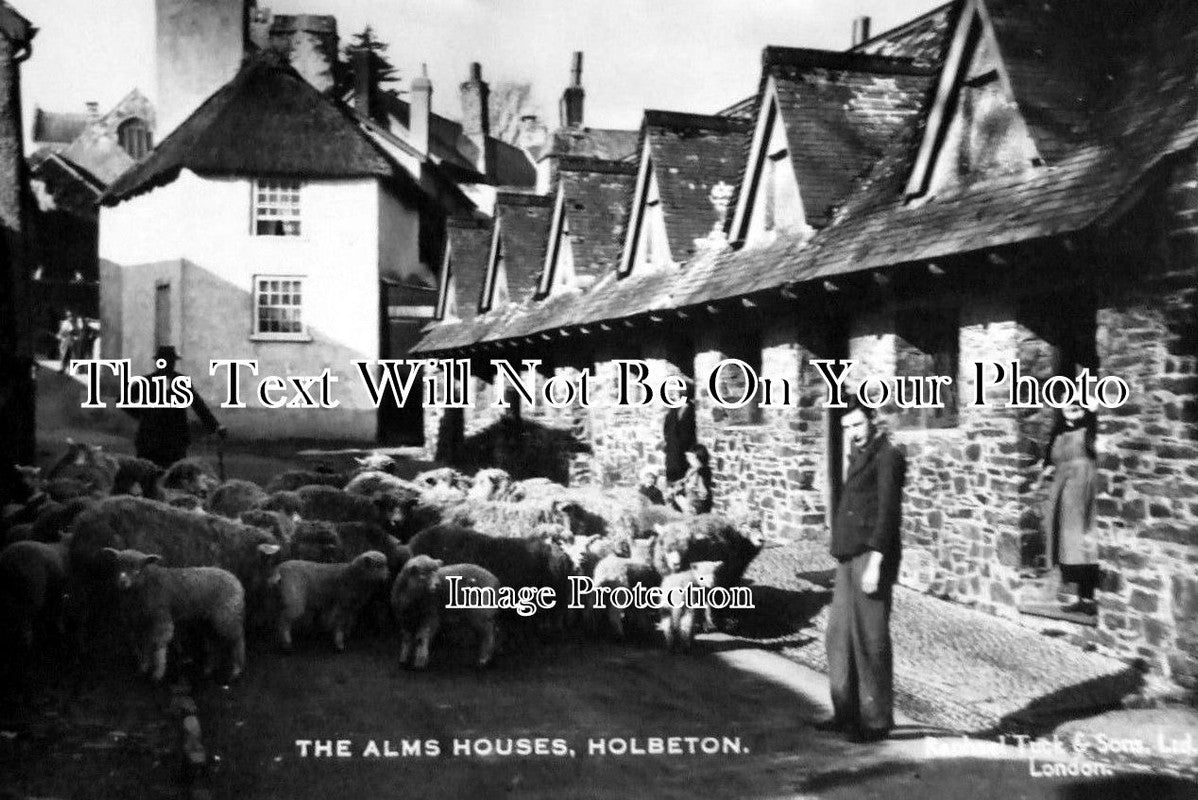DE 740 - The Alms Houses, Holbeton, Devon c1930