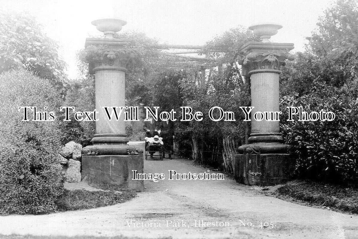 DR 1828 - Victoria Park, Ilkeston, Derbyshire c1926