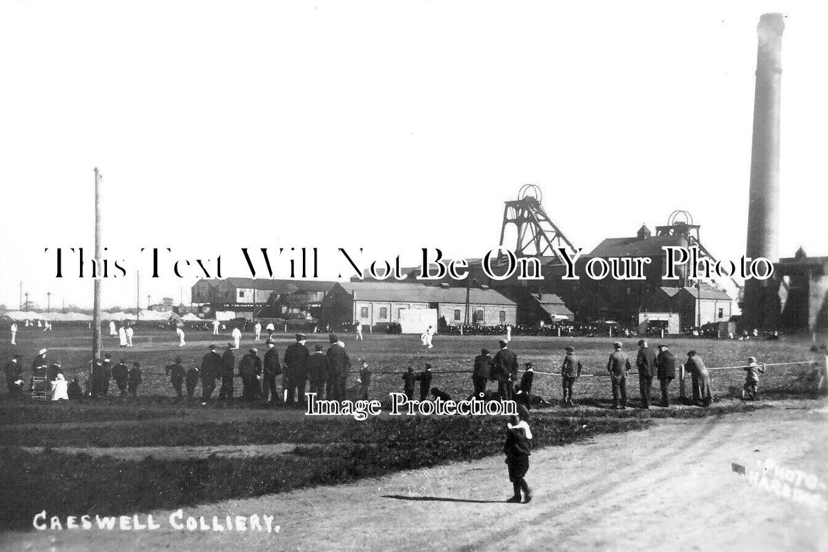 DR 1865 - Creswell Colliery Cricket Match, Derbyshire c1928