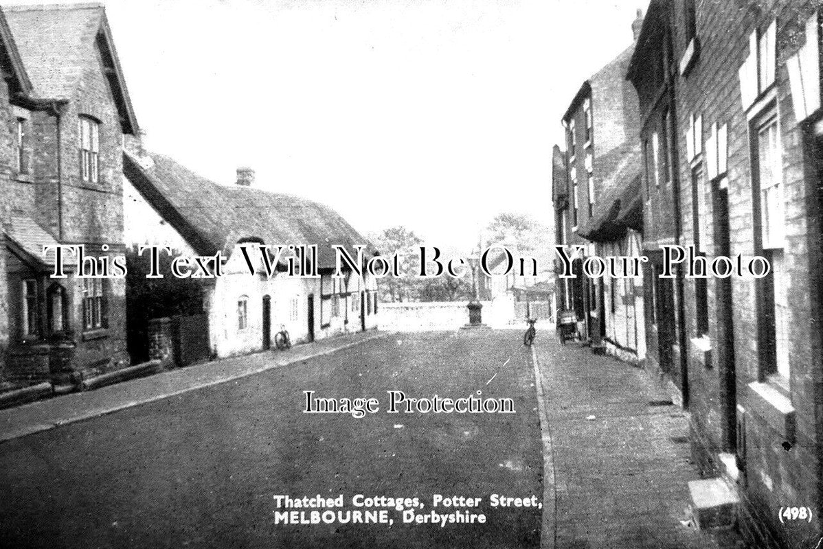 DR 2540 - Thatched Cottages, Potter Street, Melbourne, Derbyshire