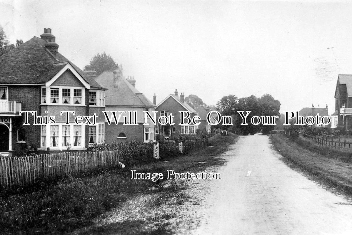 ES 1423 - Herington Grove, Hutton Shenfield, Essex c1910