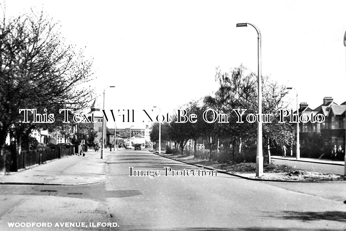 ES 2743 - Woodford Avenue, Ilford, Essex