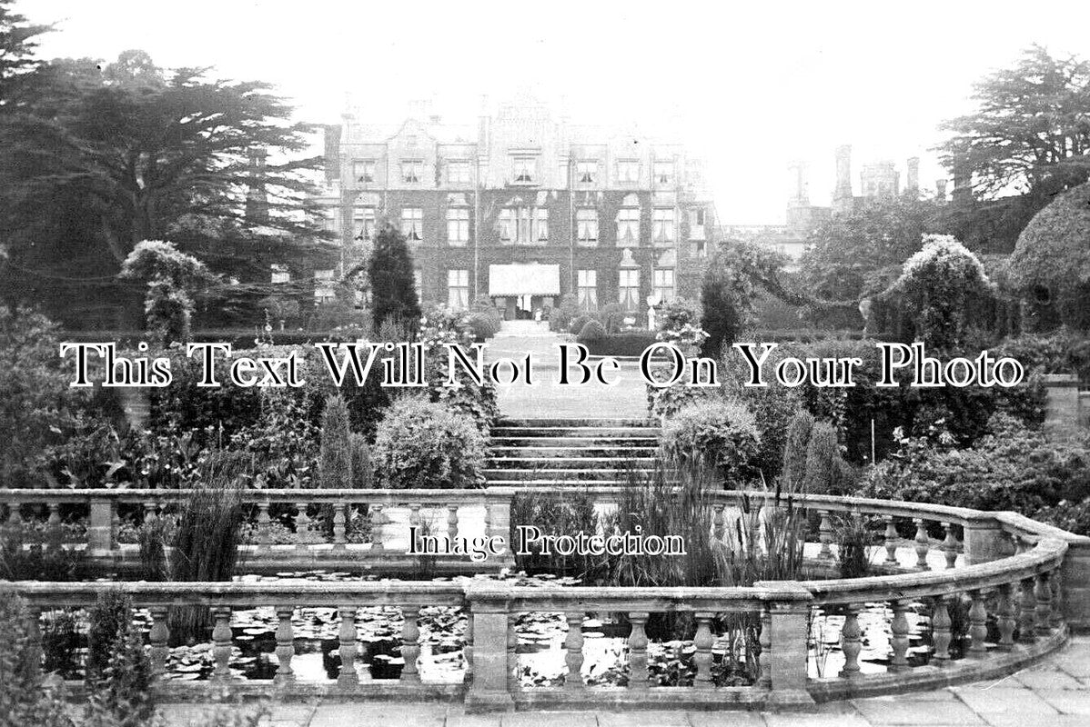 ES 3703 - Easton Lodge, Great Dunmow, Essex c1910