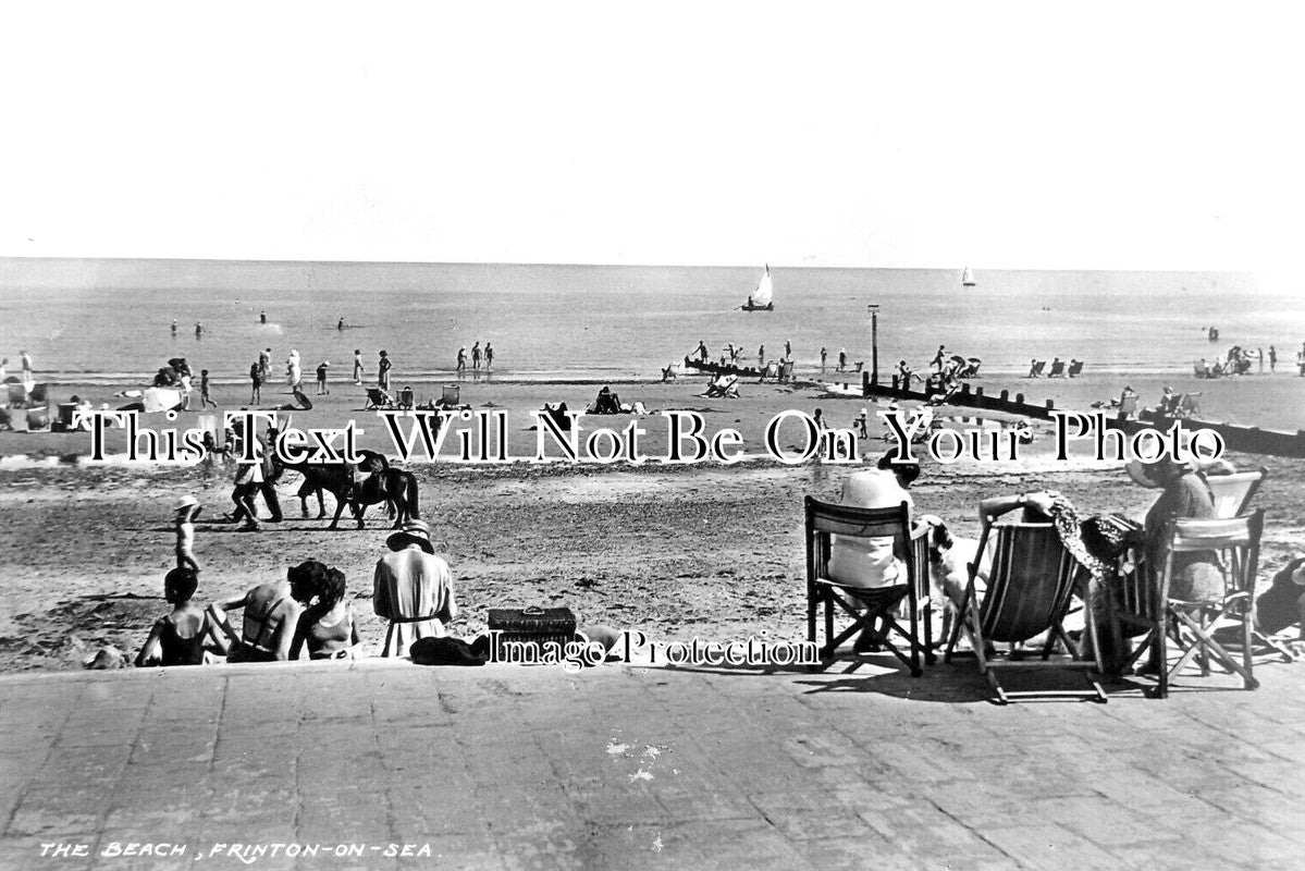 ES 4058 - The Beach, Frinton On Sea, Essex c1937