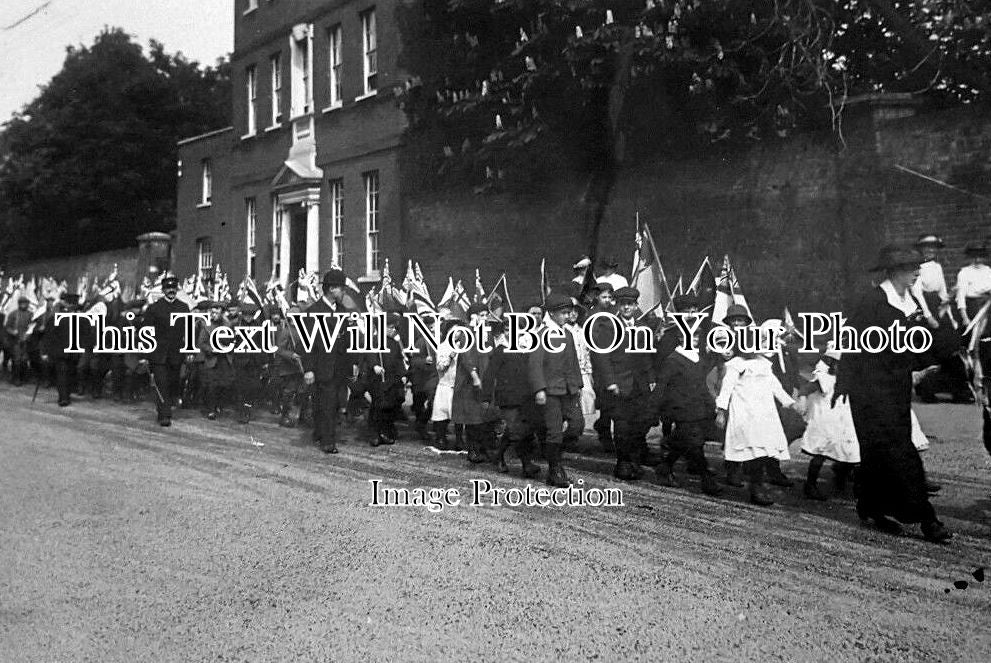 ES 433 - Coronation Procession, Newland Street, Witham, Essex