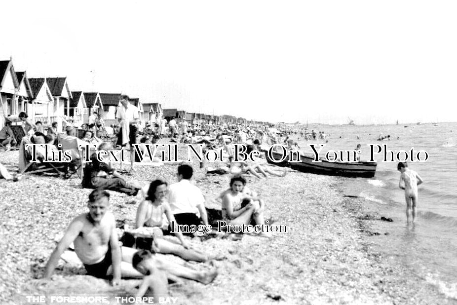ES 4735 - The Foreshore, Thorpe Bay, Southend, Essex c1961