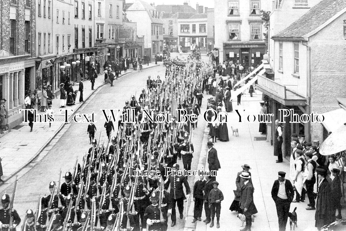 ES 4944 - Kings Birthday Parade, Maldon, Essex
