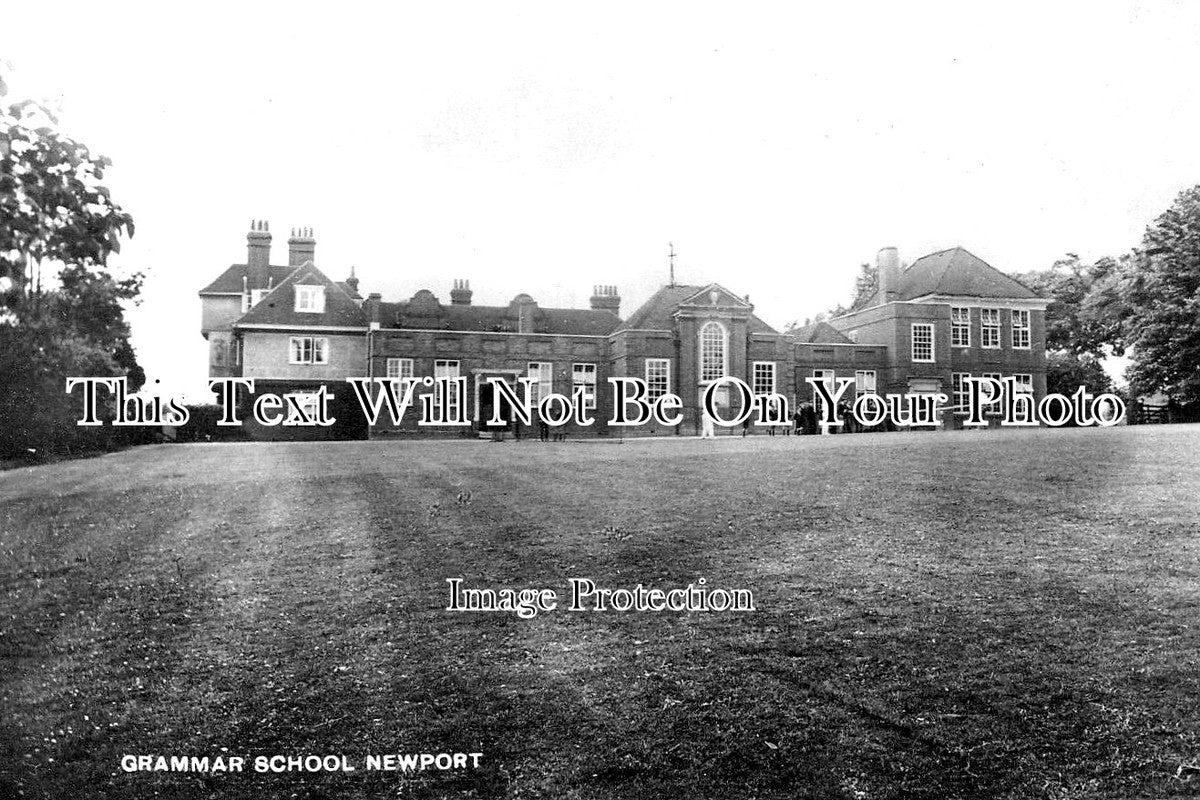 ES 5654 Newport Grammar School, Essex JB Archive