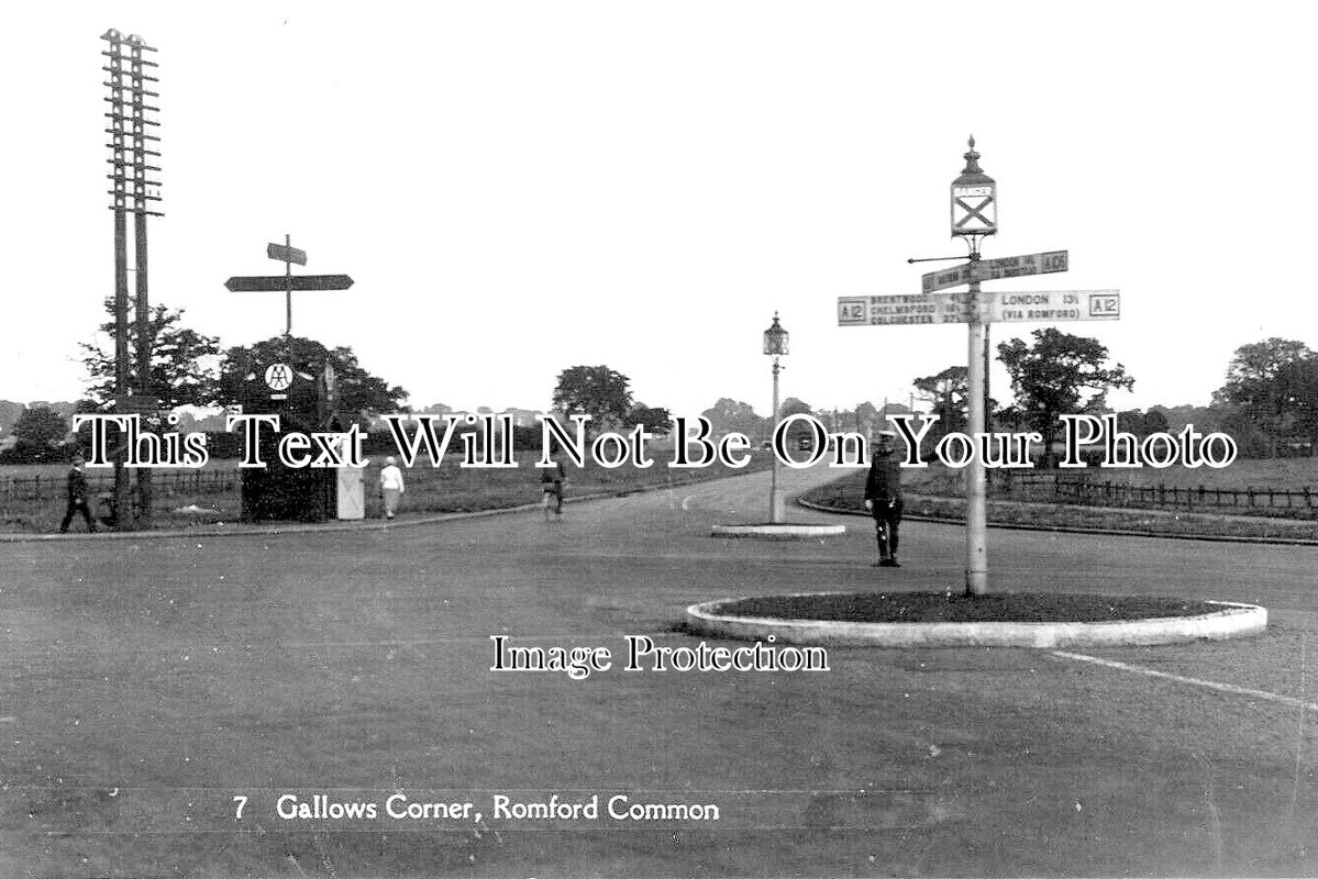 ES 5902 - Gallows Corner, Romford Common, Essex
