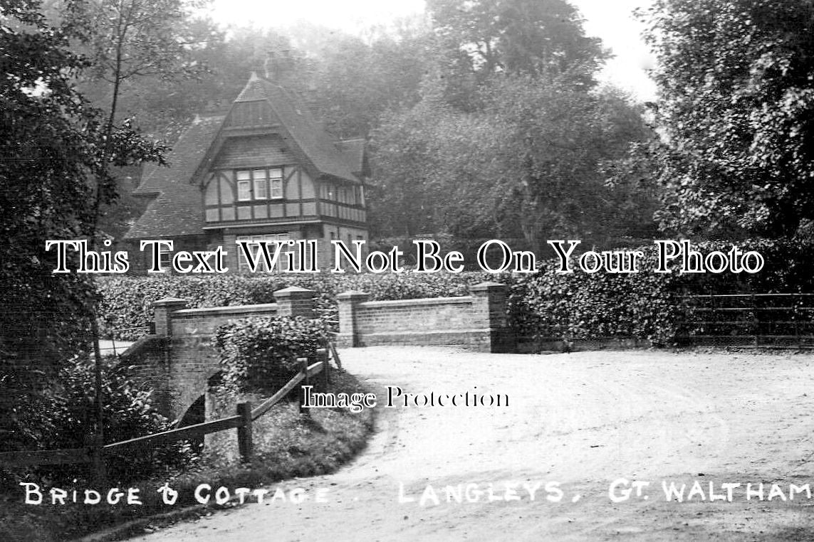 ES 6228 - Bridge & Cottage, Langleys, Great Waltham, Essex